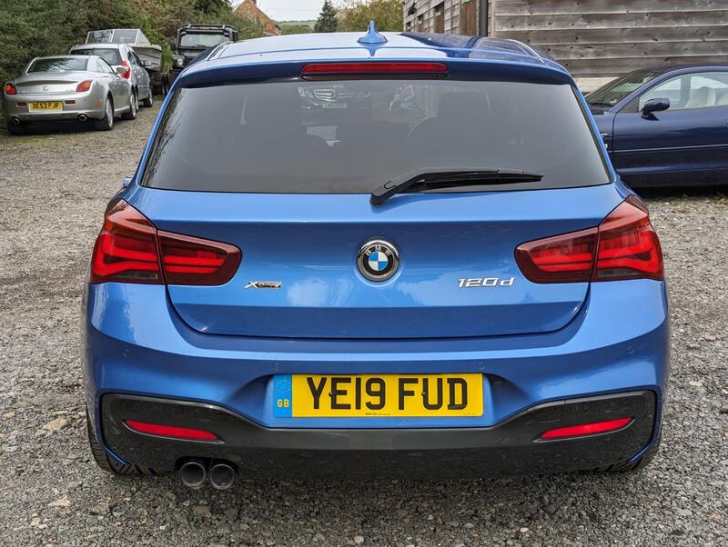 BMW 1 SERIES 2.0 120d xDrive M Sport Shadow Edition 5door 2019