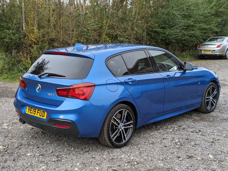 BMW 1 SERIES 2.0 120d xDrive M Sport Shadow Edition 5door 2019