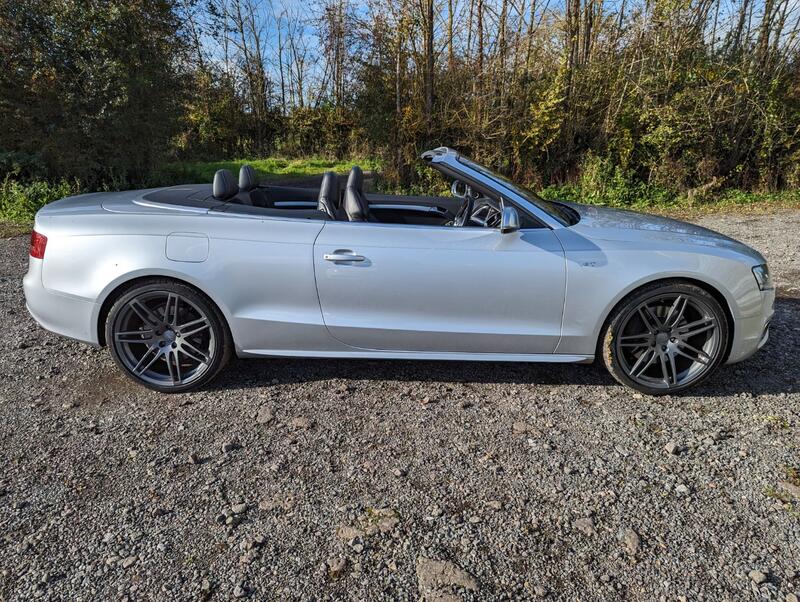 AUDI S5 3.0 TFSI V6 2011