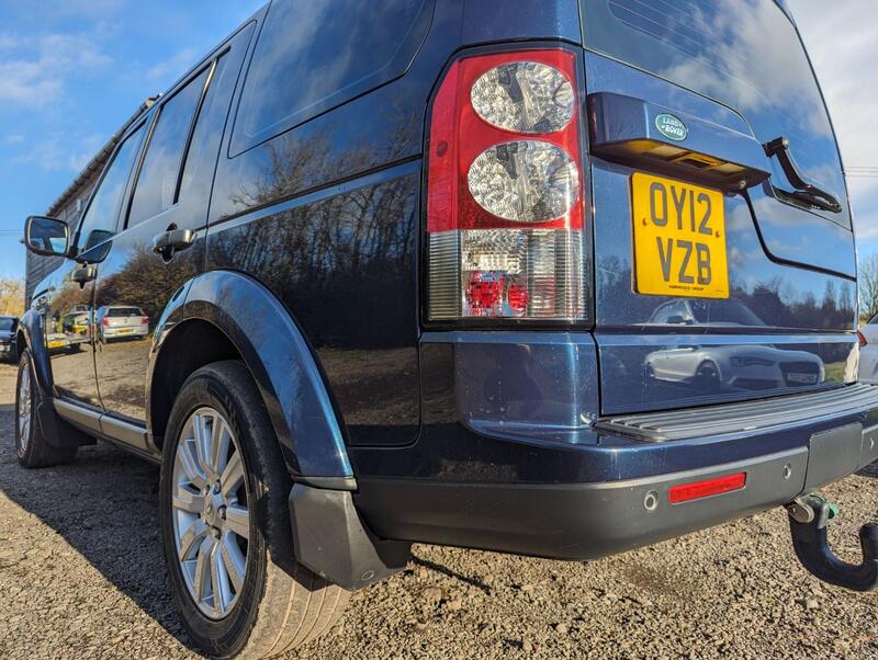 LAND ROVER DISCOVERY 4 3.0 SD V6 HSE  2012