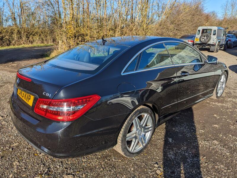 MERCEDES-BENZ E CLASS 2.1 E250 CDI BlueEfficiency Sport  2013