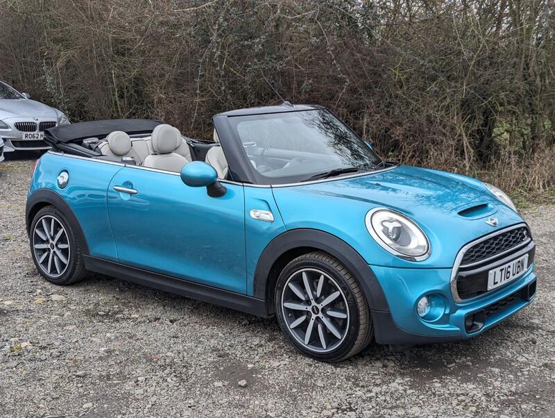 MINI CONVERTIBLE 2.0 Cooper S Convertible 2016