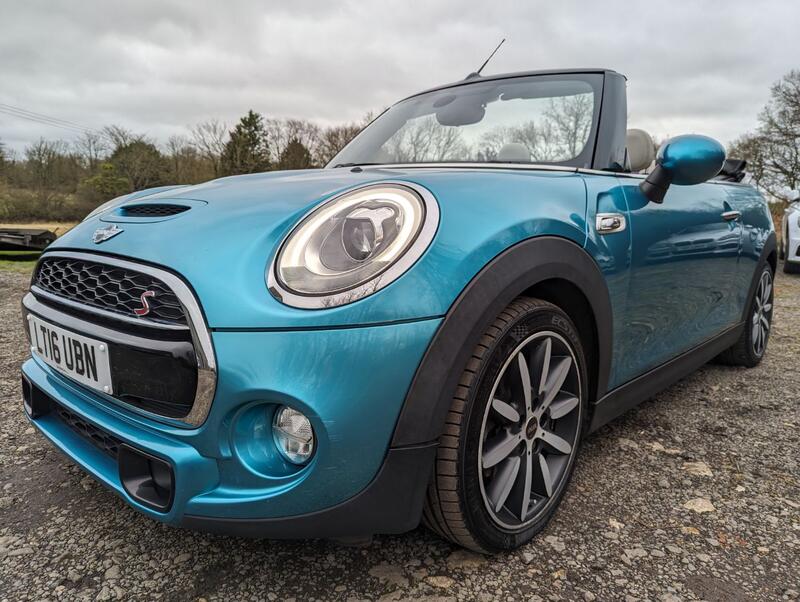 MINI CONVERTIBLE 2.0 Cooper S Convertible 2016