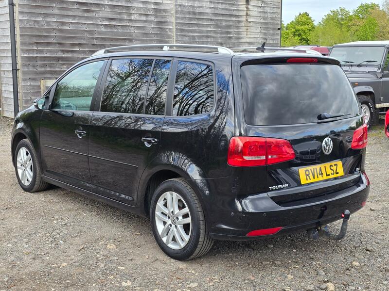 VOLKSWAGEN TOURAN 1.6 TDI SE 2014