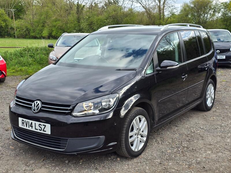 VOLKSWAGEN TOURAN 1.6 TDI SE 2014