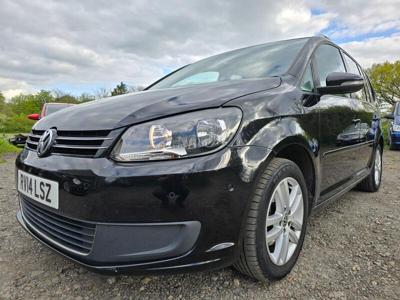 VOLKSWAGEN TOURAN 1.6 TDI SE 2014