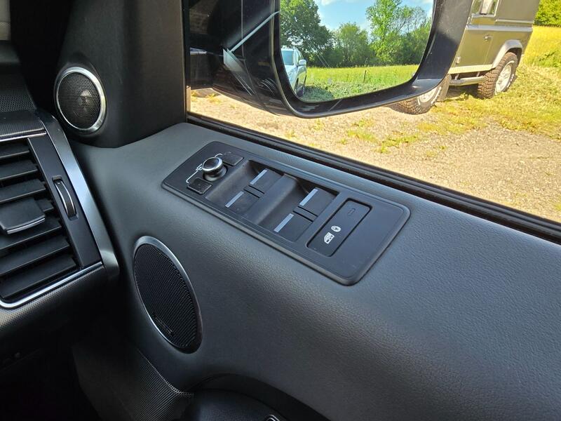 LAND ROVER RANGE ROVER SPORT 3.0 SD V6 HSE Dynamic 2014