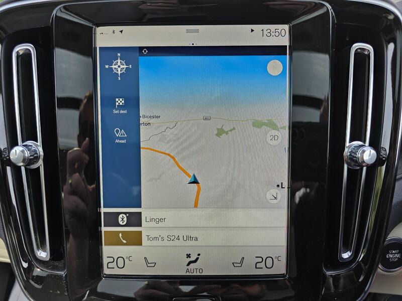 VOLVO XC40 2.0 Momentum Pro D3 2018