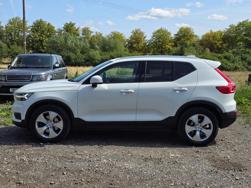 VOLVO XC40 2.0 Momentum Pro D3 2018