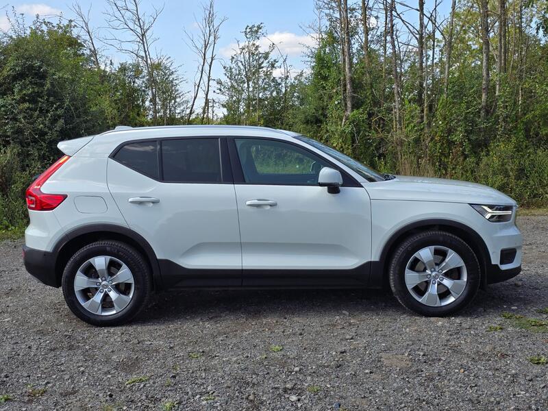 VOLVO XC40 2.0 Momentum Pro D3 2018