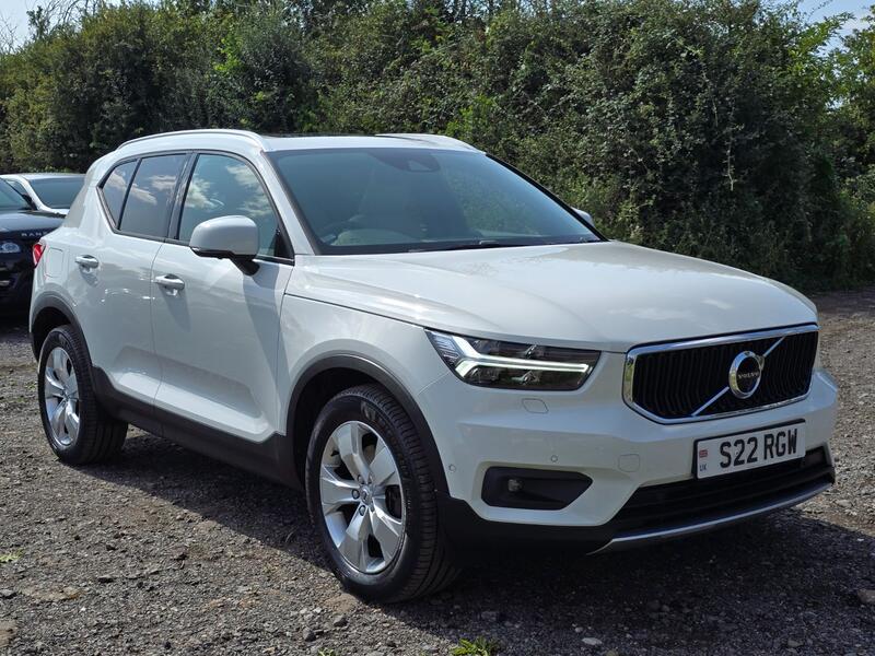 VOLVO XC40 2.0 Momentum Pro D3 2018