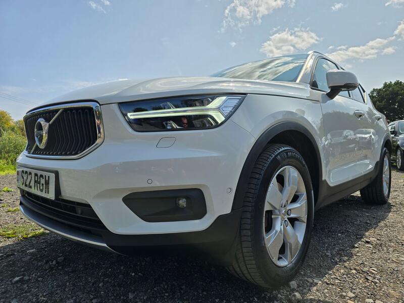 VOLVO XC40 2.0 Momentum Pro D3 2018