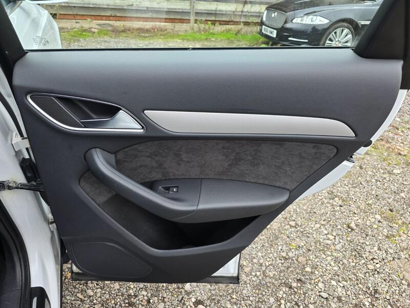 AUDI Q3 2.0 TDI SE 2013
