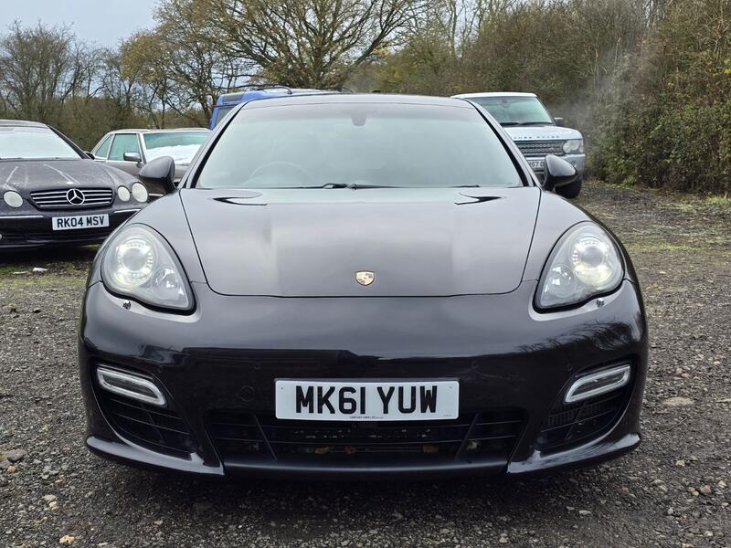 PORSCHE PANAMERA 4.8 T V8 Turbo S 2011
