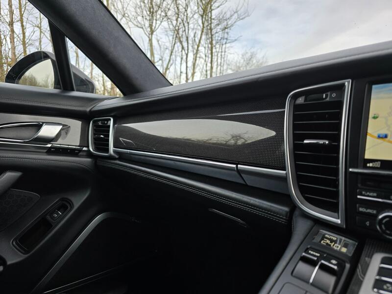 PORSCHE PANAMERA 4.8 T V8 Turbo S 2011