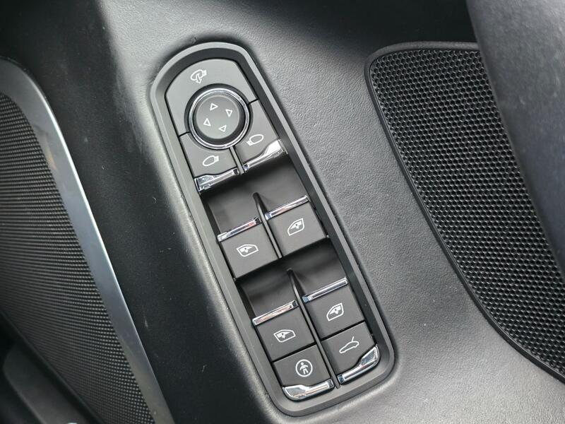 PORSCHE PANAMERA 4.8 T V8 Turbo S 2011