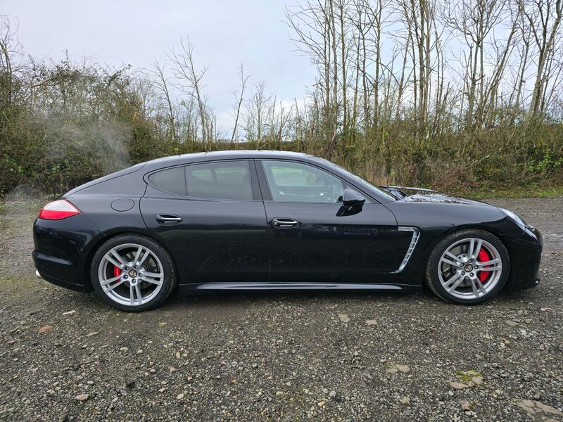 PORSCHE PANAMERA 4.8 T V8 Turbo S 2011