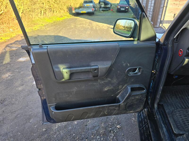 LAND ROVER DISCOVERY 2.5 TD5 GS 2003