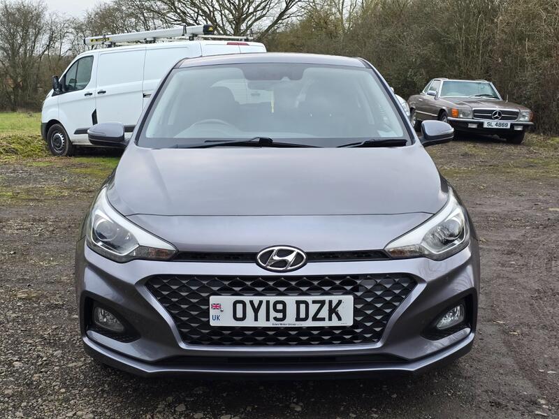 HYUNDAI I20 1.2 Premium Nav 2019