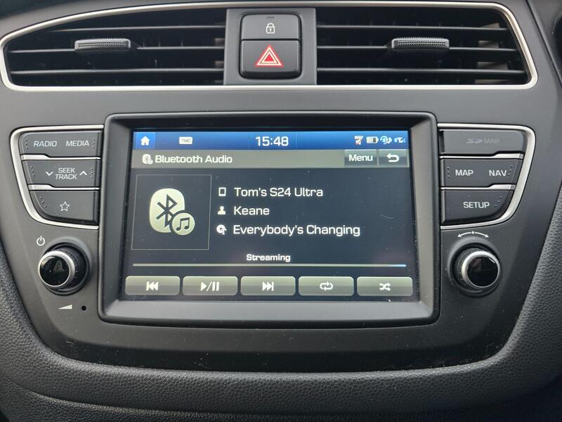HYUNDAI I20 1.2 Premium Nav 2019