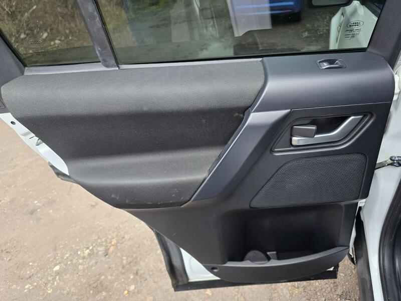 LAND ROVER FREELANDER 2 2.2 TD4 S 2011