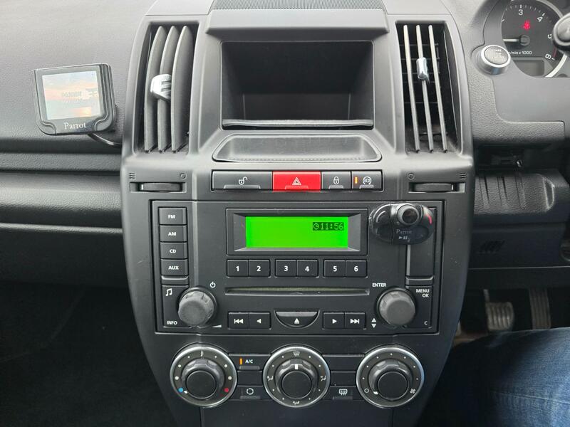 LAND ROVER FREELANDER 2 2.2 TD4 S 2011