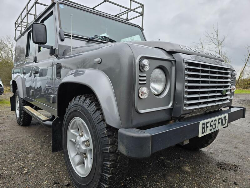 LAND ROVER DEFENDER 110 2.4TDCi XS Utility 2009