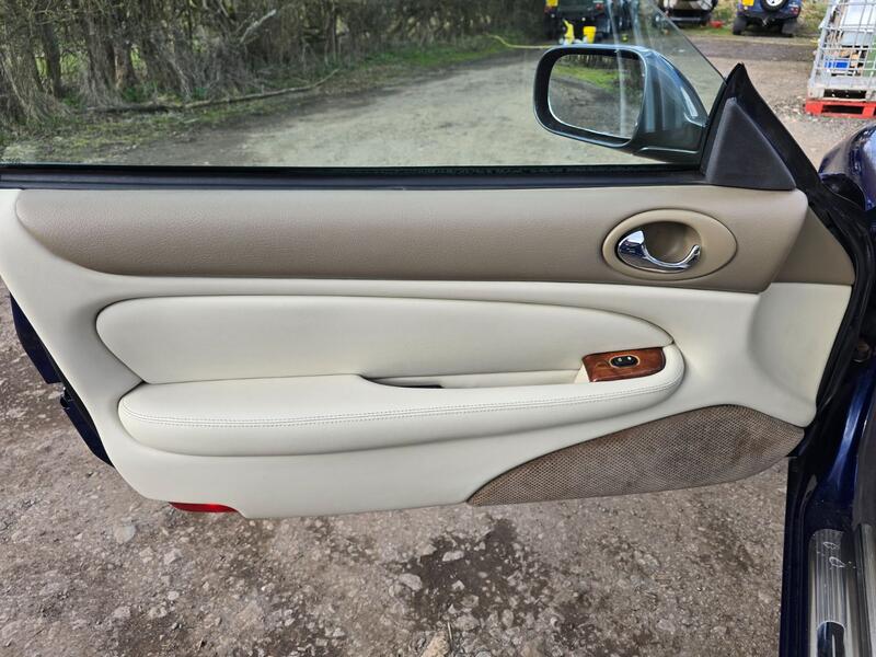 JAGUAR XK8 4.2 2003
