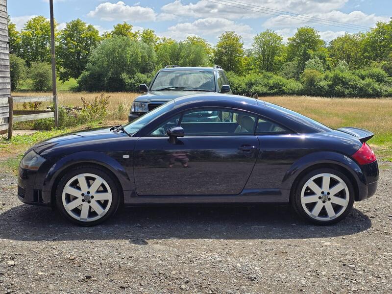 AUDI TT 3.2 V6 2004