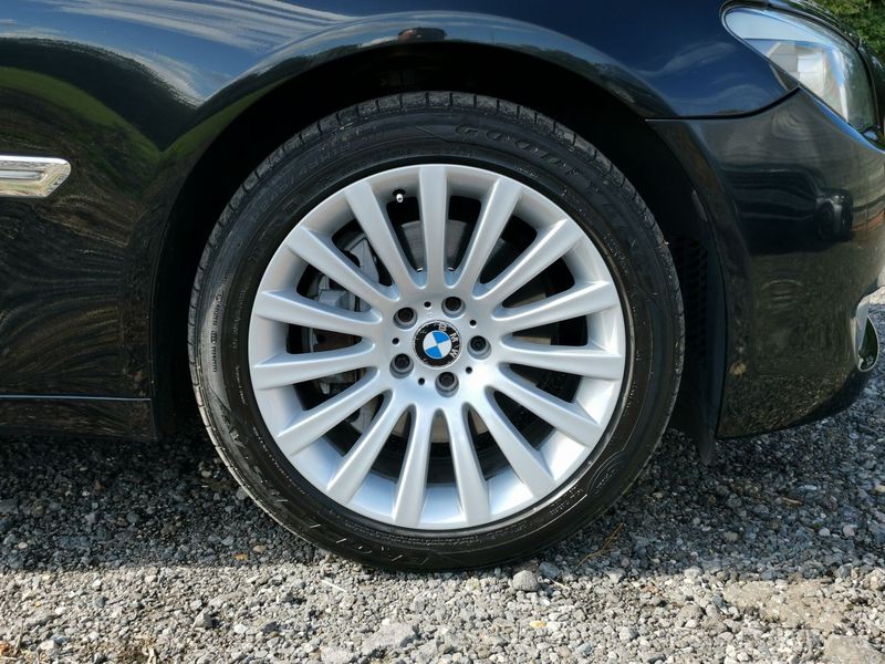 BMW 7 SERIES 730D SE 2011