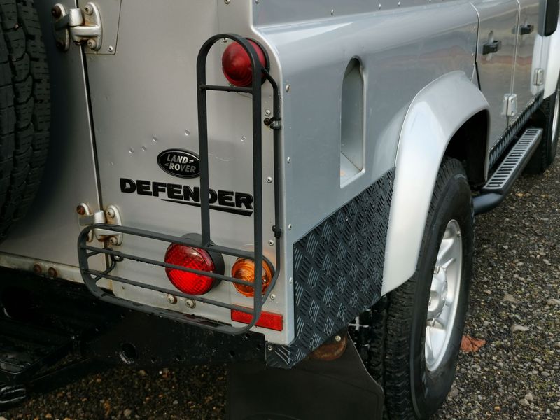 LAND ROVER DEFENDER 110 XS STATION WAGON 2007