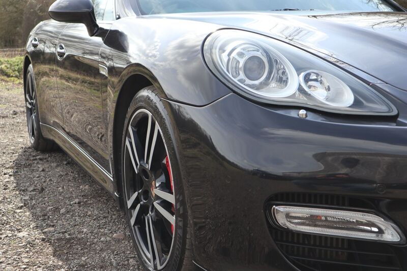 PORSCHE PANAMERA TURBO PDK 2010