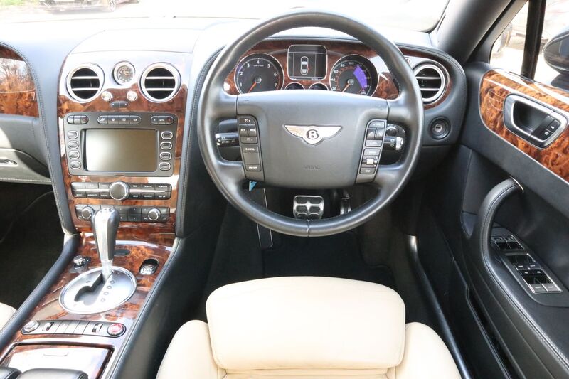 BENTLEY CONTINENTAL FLYING SPUR 5 STR 2005