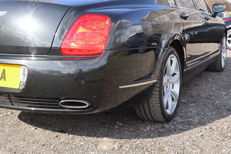 BENTLEY CONTINENTAL FLYING SPUR 5 STR 2005