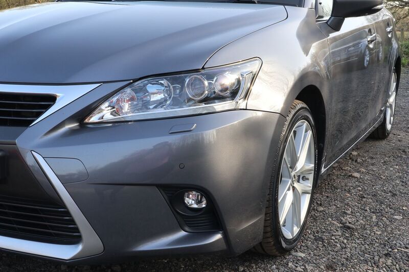 LEXUS CT 200H PREMIER 2015