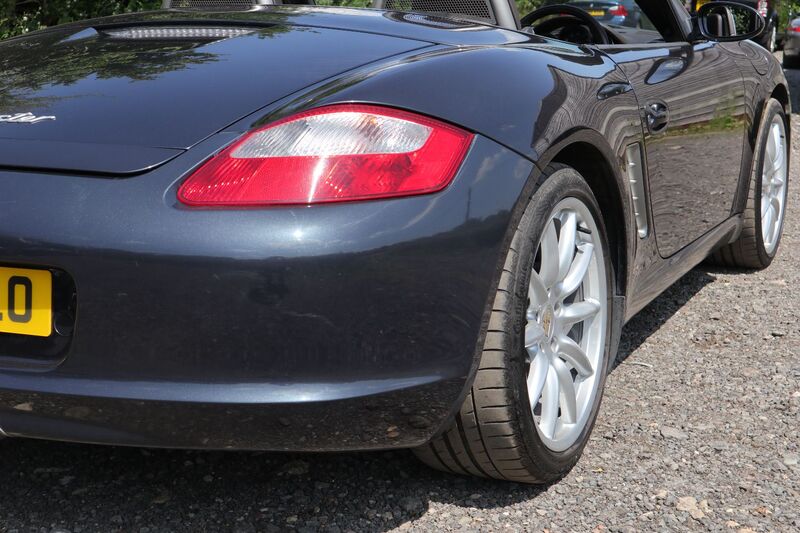 PORSCHE BOXSTER 24V 2005