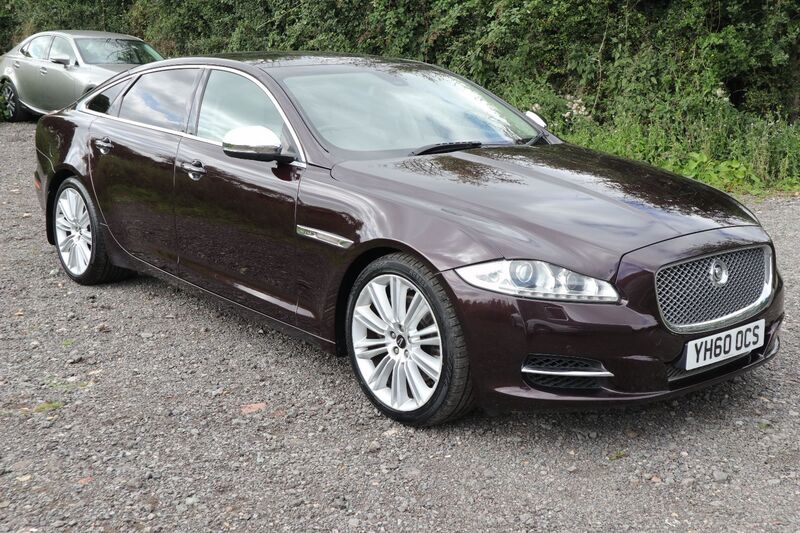 JAGUAR XJ D V6 PORTFOLIO 2010