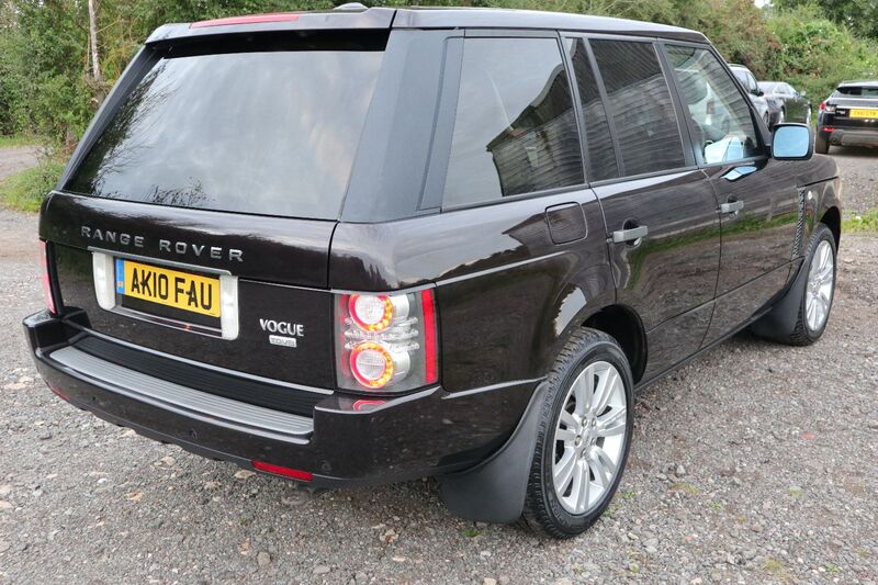 LAND ROVER RANGE ROVER TDV8 VOGUE 2010