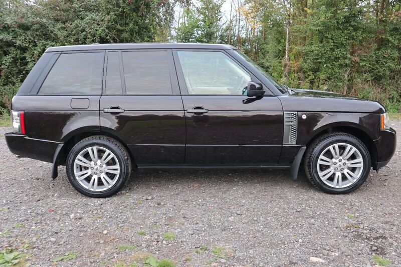 LAND ROVER RANGE ROVER TDV8 VOGUE 2010