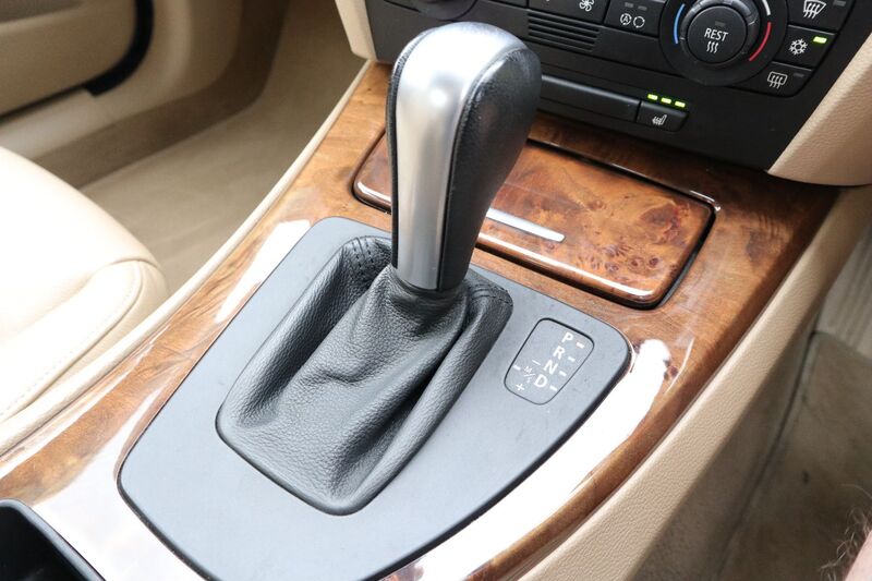 BMW 3 SERIES 330I SE 2006