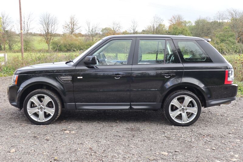 LAND ROVER RANGE ROVER SPORT SDV6 HSE BLACK 2013