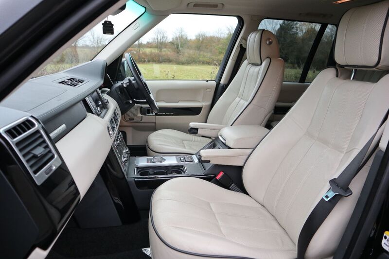 LAND ROVER RANGE ROVER TDV8 WESTMINSTER 2012