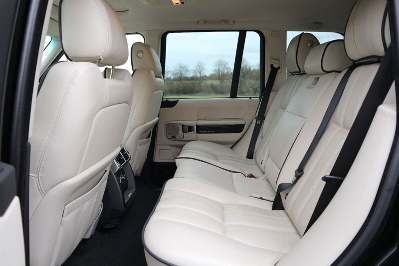 LAND ROVER RANGE ROVER TDV8 WESTMINSTER 2012