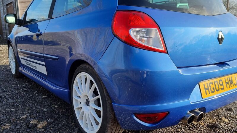 RENAULT CLIO GT 2009