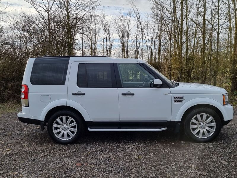 LAND ROVER DISCOVERY SDV6 HSE 2012