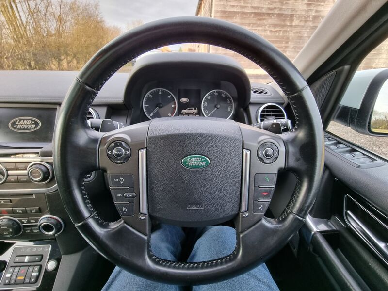 LAND ROVER DISCOVERY SDV6 HSE 2012