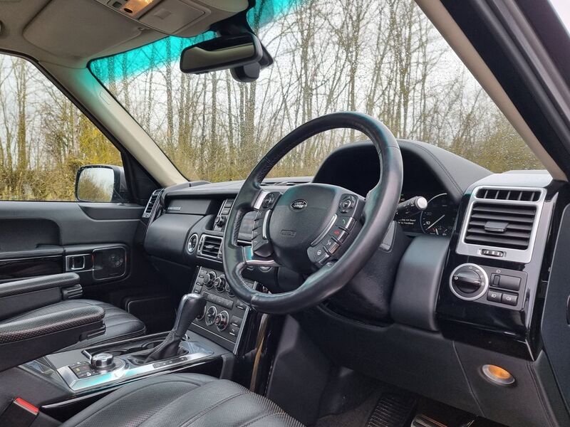 LAND ROVER RANGE ROVER TDV8 AUTOBIOGRAPHY 2010