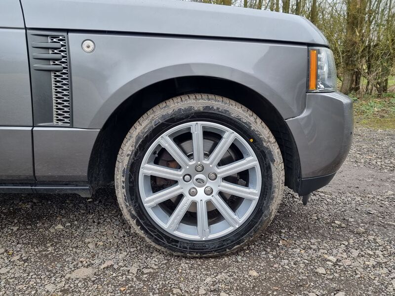 LAND ROVER RANGE ROVER TDV8 AUTOBIOGRAPHY 2010