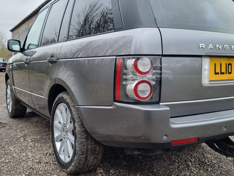 LAND ROVER RANGE ROVER TDV8 AUTOBIOGRAPHY 2010