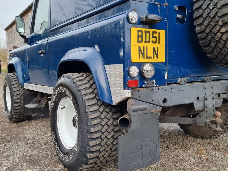 LAND ROVER DEFENDER TD5 COUNTY HARD TOP 2001